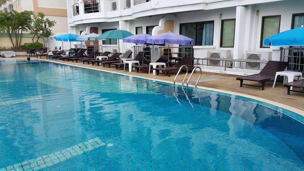 Best Beach Villa Патая Екстериор снимка
