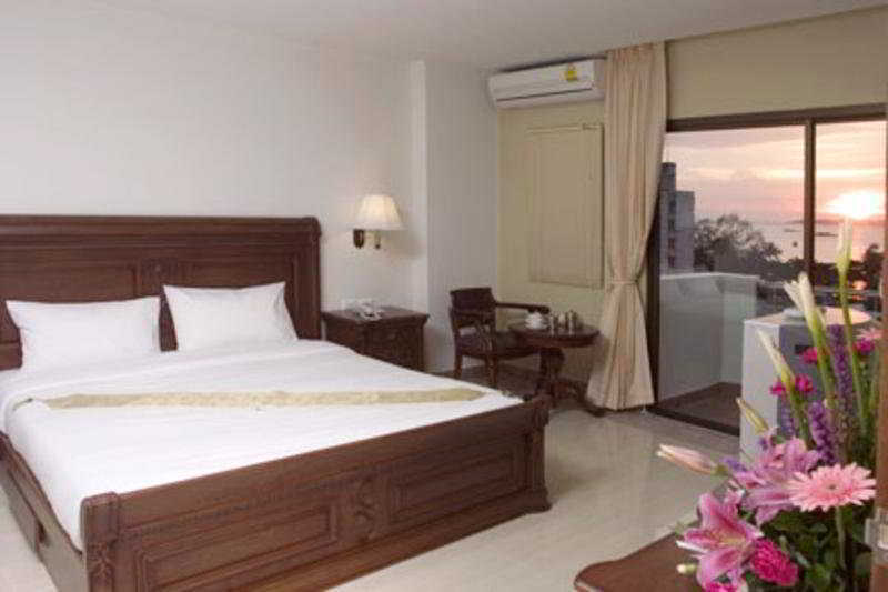Best Beach Villa Патая Екстериор снимка